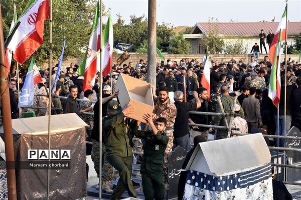 خاکسپاری پیکر مطهر شهید محمد امین کریمیان در بهنمیر