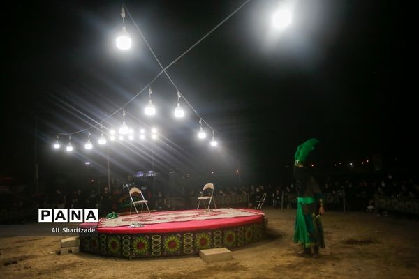 عزاداری شب عاشورا در محله دولت آباد