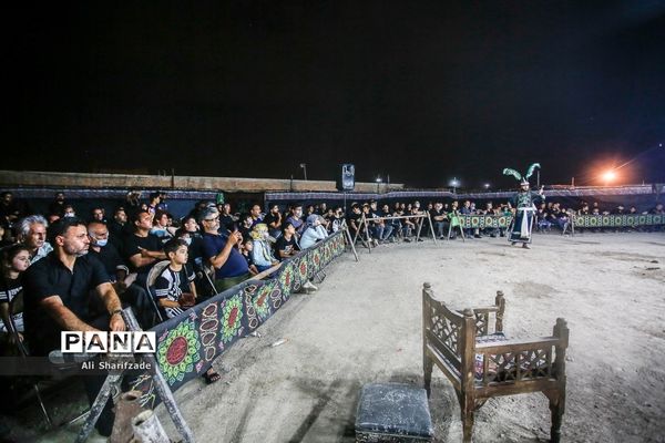 عزاداری شب عاشورا در محله دولت آباد