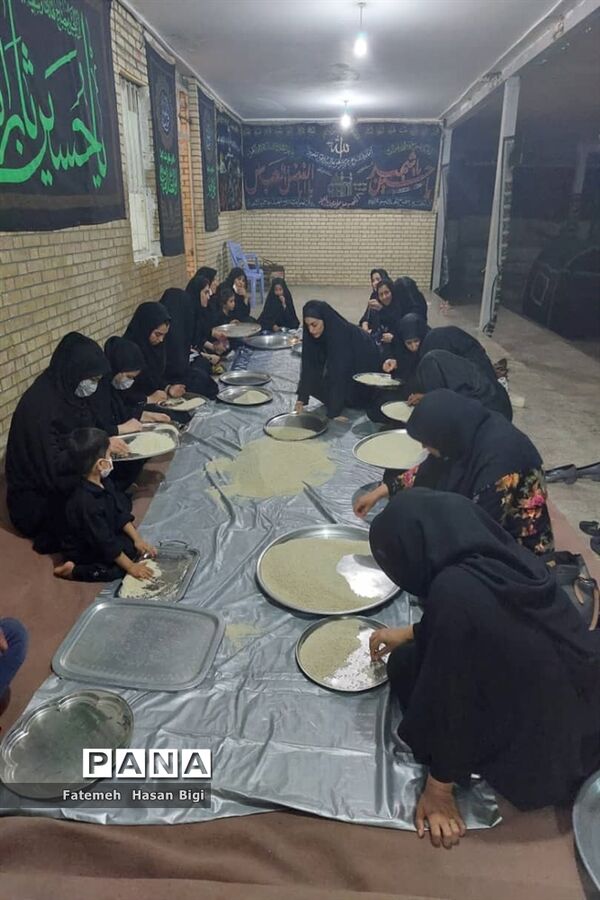 برپایی موکب دانش‌آموزان پیشتاز شهرستان اقلید در روز تاسوعا و عاشورای حسینی