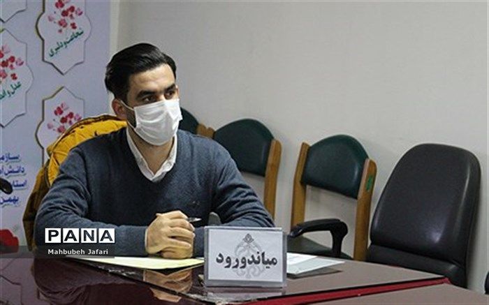 خبرنگاران پرچمداران عرصه حقیقت‌جویی و حقیقت نگاری هستند