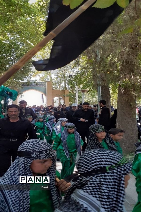 برگزاری مراسم عاشورای حسینی در قهدریجان اصفهان
