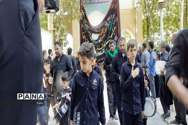 برگزاری مراسم عاشورای حسینی در قهدریجان اصفهان