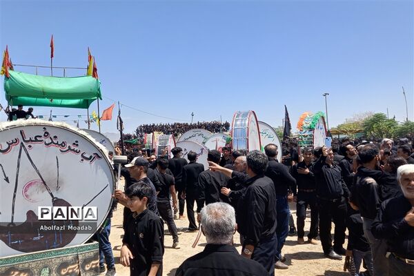 بزرگترین همایش روز عاشورای حسینی در دهنو، خلیل‌آباد