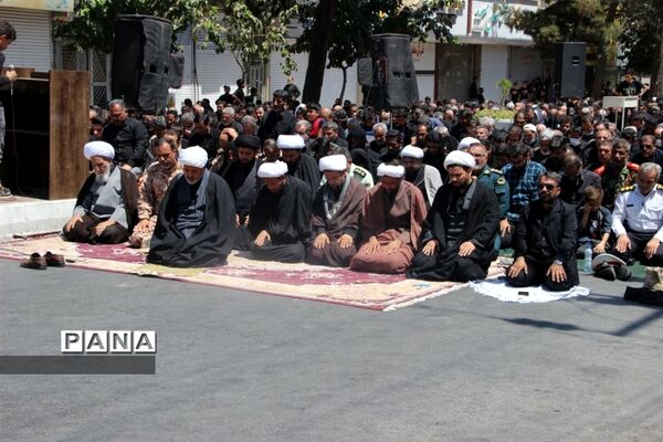 تربت‌جام در روز عاشورای حسینی رنگ‌ عزا به خود گرفت