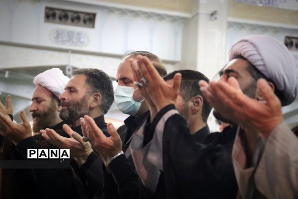 نماز ظهر عاشورا در تبریز