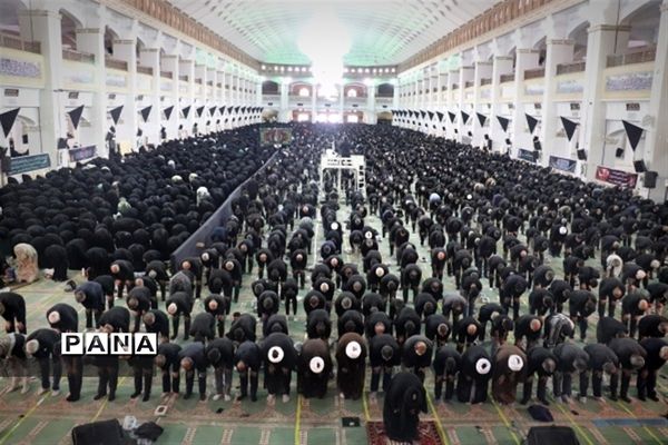 نماز ظهر عاشورا در تبریز