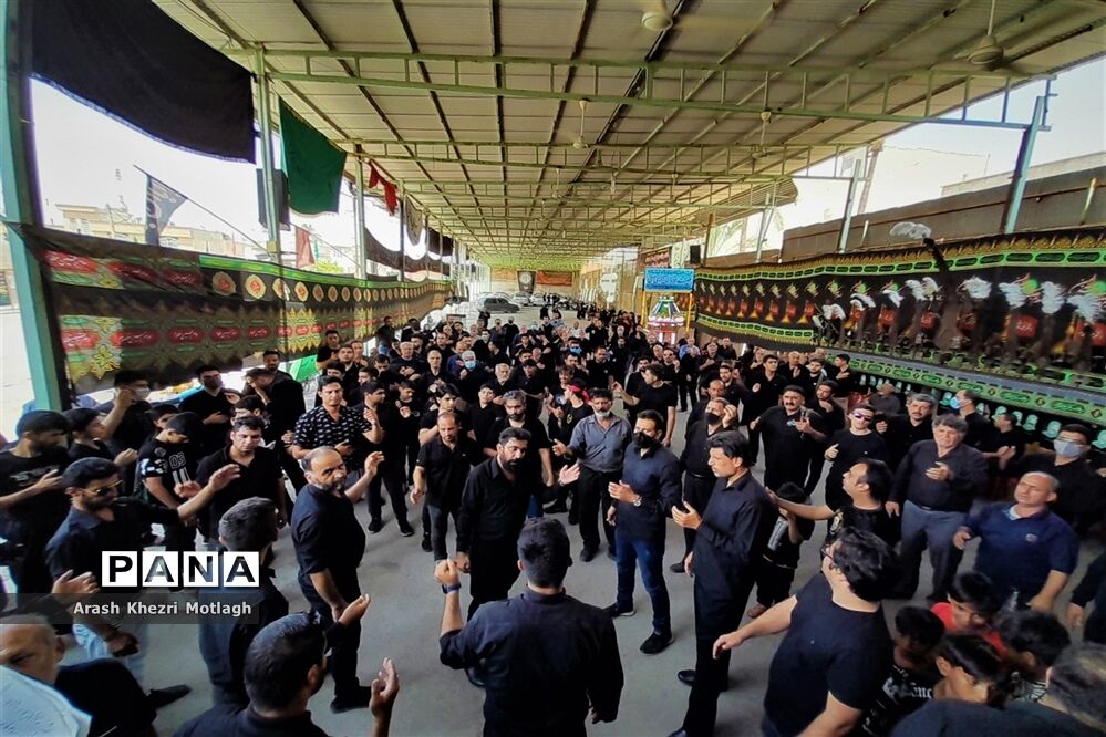 مراسم عزاداری روز عاشورا در کازرون