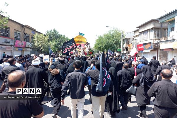 خاکسپاری پیکر مطهر سردار بی‌سر شهید اسکندری در شیراز