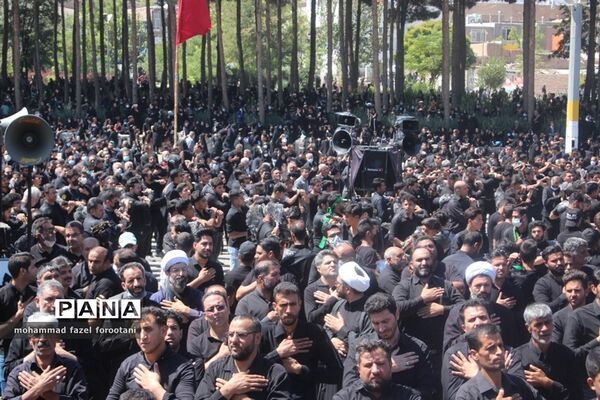عزاداری مردم در قتلگاه بیرجند