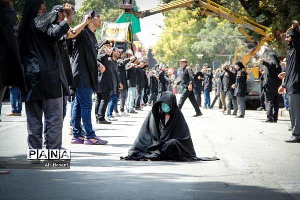 حضور پرشور عاشقان حسینی روز عاشورا در ارومیه