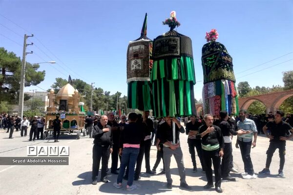 عزاداری روز عاشورا در پاسارگاد
