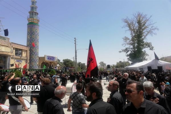 عزاداری روز عاشورا در پاسارگاد