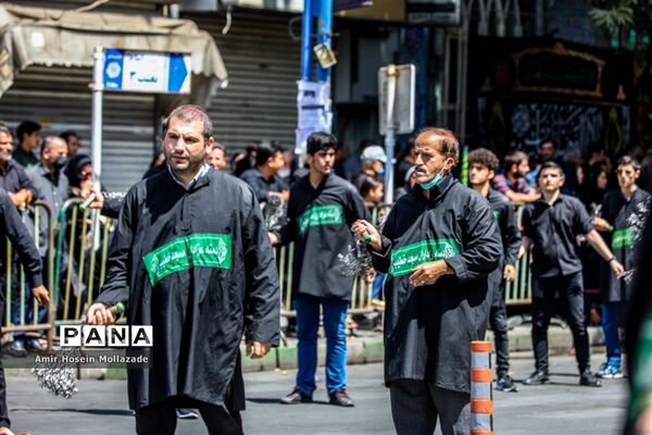 عزاداری مردم ارومیه در عاشورای حسینی