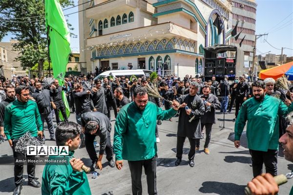 عزاداری مردم ارومیه در عاشورای حسینی