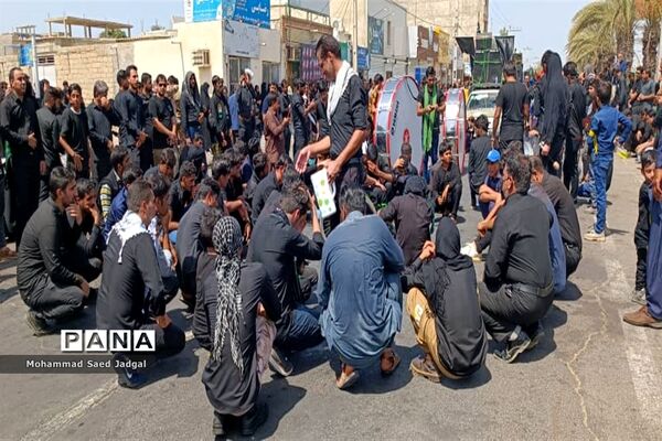 مراسم عاشورا در میدان شهدا و مسجد جامع امام حسین (ع) چابهار