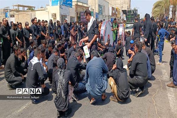 مراسم عاشورا در میدان شهدا و مسجد جامع امام حسین (ع) چابهار