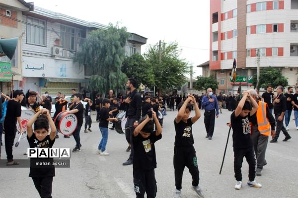 شور حسینی در گلوگاه