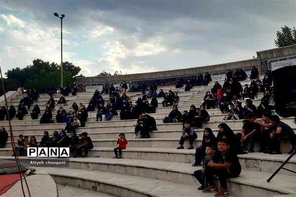 هنرنمایی شبیه‌خوانان آیین سنتی تعزیه در فرهنگسرای خاوران