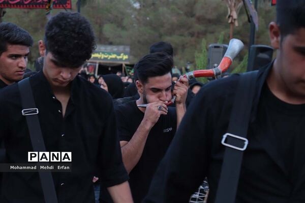 آیین خیمه‌سوزان و شام غریبان درآباده