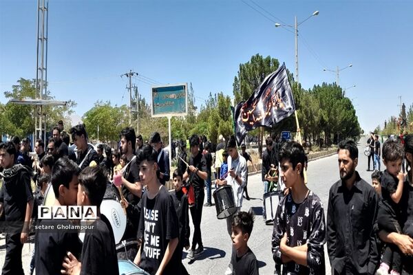 برپایی هیات و نماز روز عاشورا در شهرستان درمیان