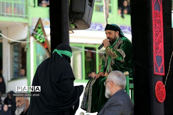 مراسم تعزیه‌خوانی در رینه لاریجان