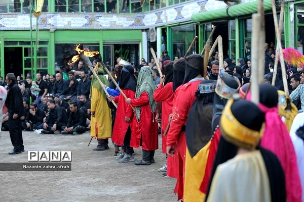 مراسم تعزیه‌خوانی در رینه لاریجان