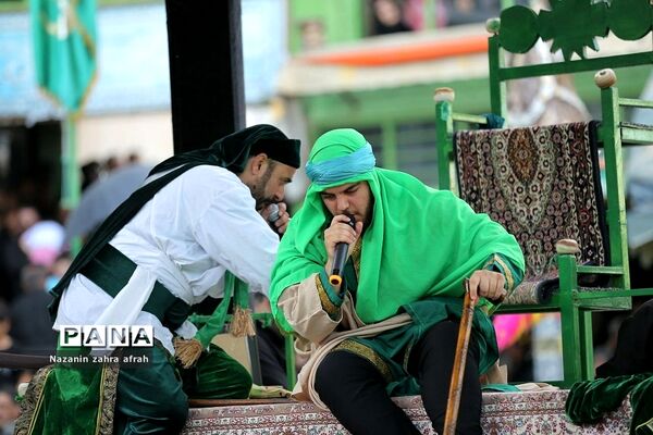 مراسم تعزیه‌خوانی در رینه لاریجان