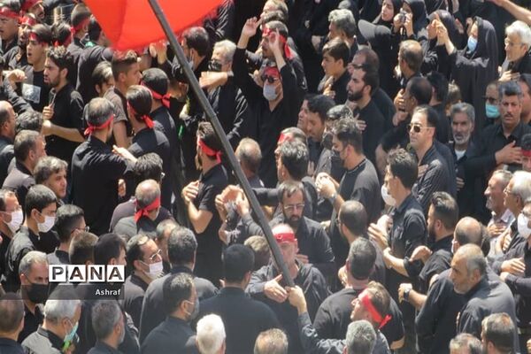 مراسم ظهر عاشورا در حسینیه شهر بافران