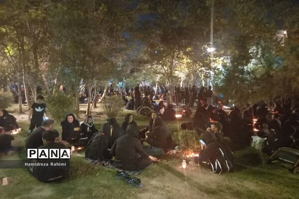 سکوت تهران در شام غریبان