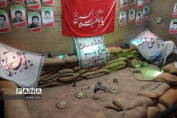 برپایی نمایشگاه مدافع مظلومان حاج قاسم سلیمانی در مسجد امام حسن مجتبی (ع)بهبهان