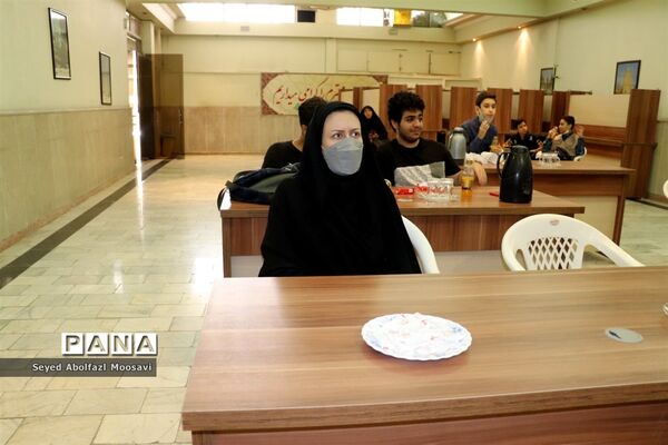 دومین جلسه  یازدهمین دوره مجلس دانش‌آموزی ناحیه 3 مشهد