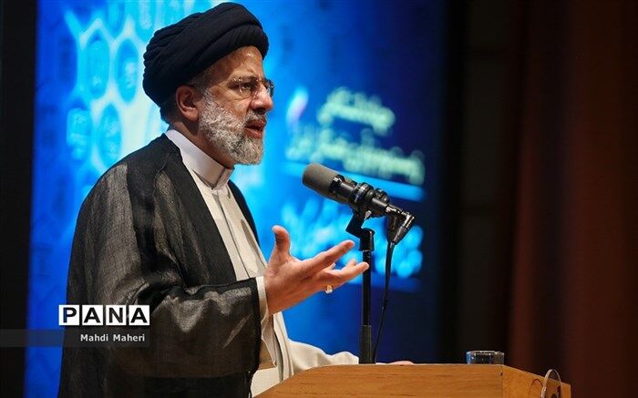 رئیس‌جمهوری درگذشت مادر شهیدان قاسمی را تسلیت گفت
