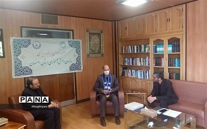 اعتماد به نواجوانان و جوانان شرط رسیدن به شعار پیشتازان گام دوم انقلاب، پیشگامان تمدن نوین اسلامی‌