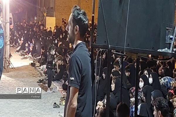 آیین سنتی خاکسپاری نمادین شهدای کربلا در اردستان