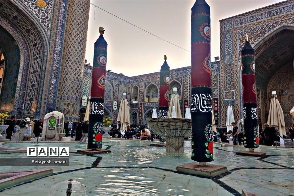 حرم مطهر رضوی در محرم