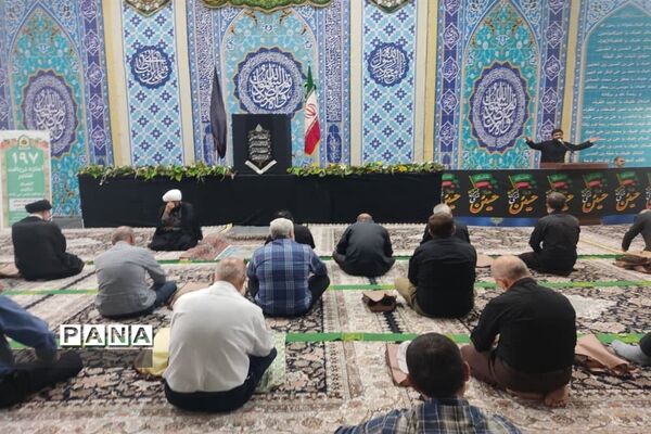 نماز جمعه در شهرستان قدس