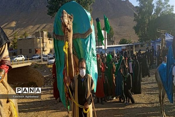 برگزاری نمایش آیینی «یک بیابان بی‌کسی» و حرکت نمادین قافله امام حسین (ع) در شهرستان بن