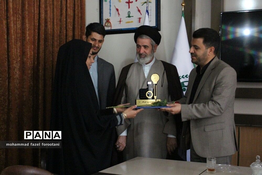 مراسم تجلیل از خبرنگاران پانا بیرجند