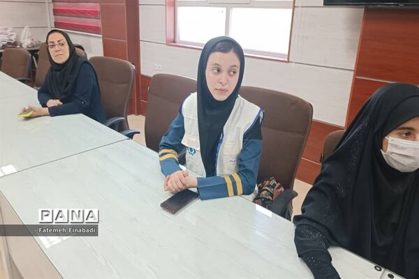تجلیل از دانش‌آموزان خبرنگار فعال پانا در ملارد