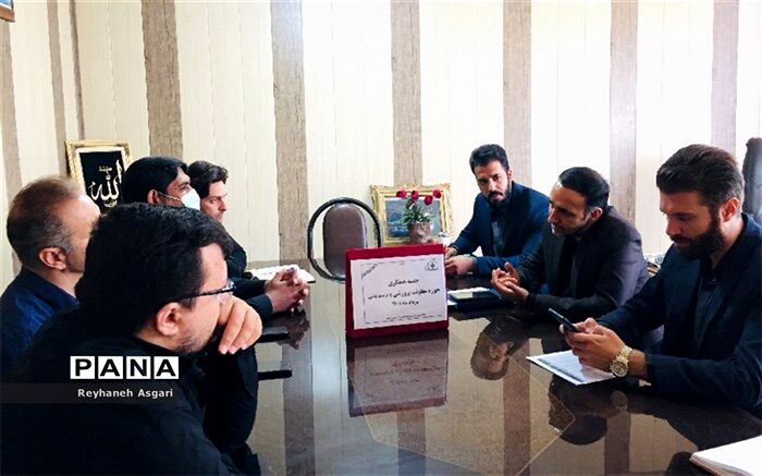 مناسبت‌های ملی و دینی، فرصت‌های طلایی تربیتی برای دانش‌آموزان هستند