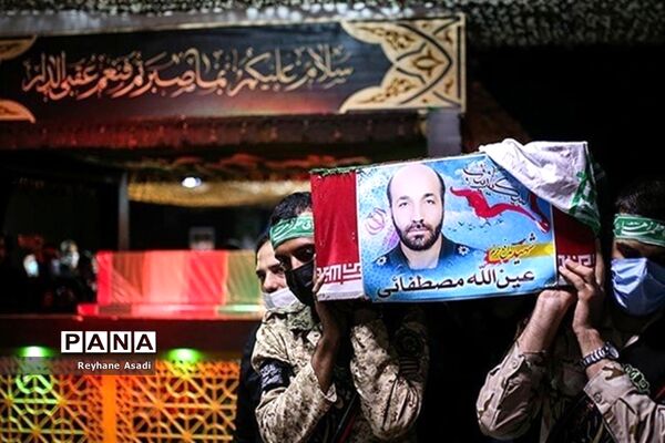 برگزاری اولین سالگرد تدفین پاسدار شهید مدافع حرم عین الله مصطفایی درمحمد‌شهر  کرج