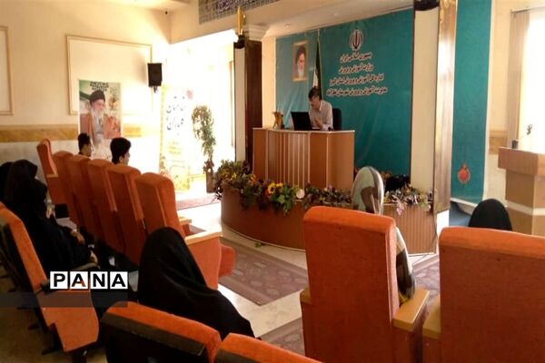 برگزاری کارگاه آموزشی پیشتازان سازمان دانش‌آموزی نظرآباد