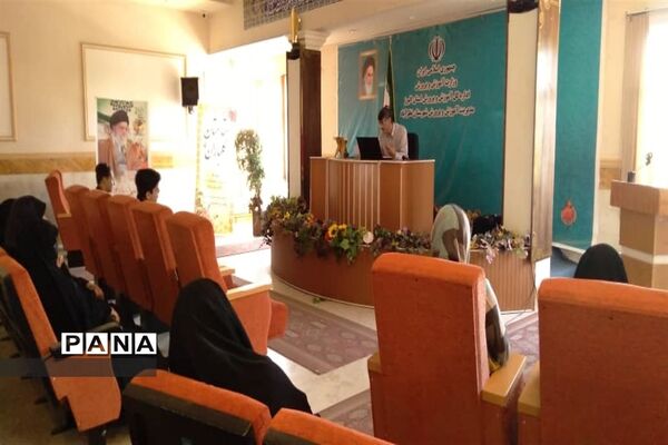 برگزاری کارگاه آموزشی پیشتازان سازمان دانش‌آموزی نظرآباد