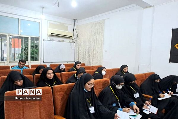 اولین دوره جامع آموزگاری فصل رویش در دشتستان