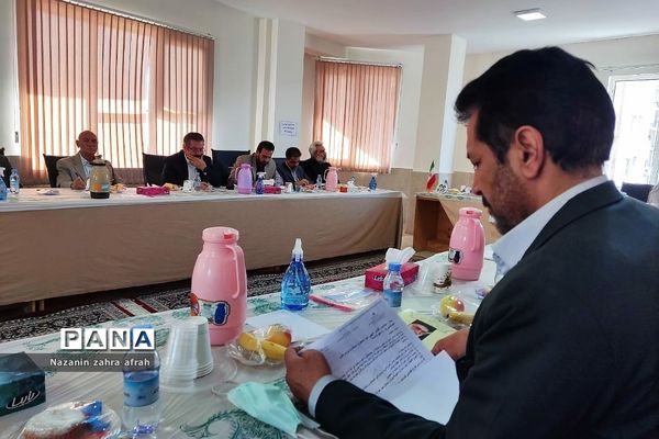 برگزاری جلسه شورای‌آموزش و‌ پرورش رودهن