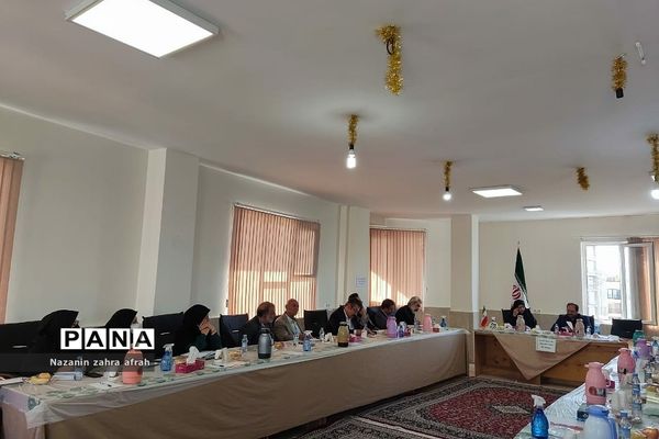 برگزاری جلسه شورای‌آموزش و‌ پرورش رودهن