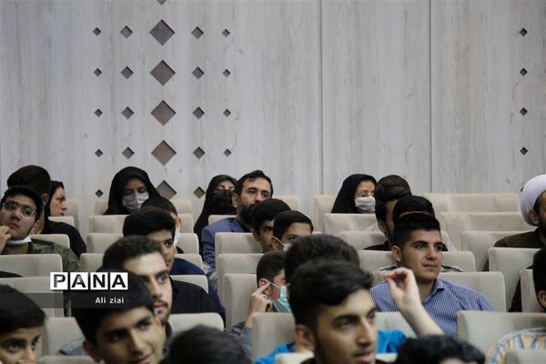 افتتاحیه چهلمین دوره مسابقات قرآن، عترت و نماز