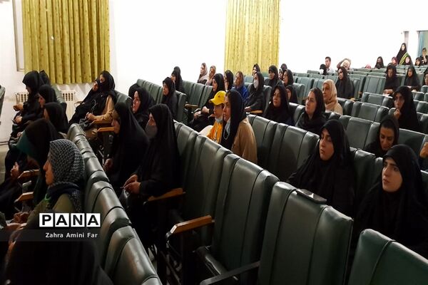 کارگاه زندگی به رنگ عشق در شهرستان نور