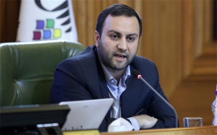 نمایندگان شورای شهر و شورای عالی استان‌ها جوهره اجتماعی دارند